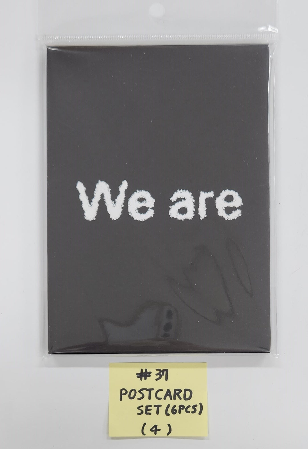 I-DLE "We are" - LINE FRIENDS SQUARE SINSA Pop-Up Official MD (2) [25.5.23]