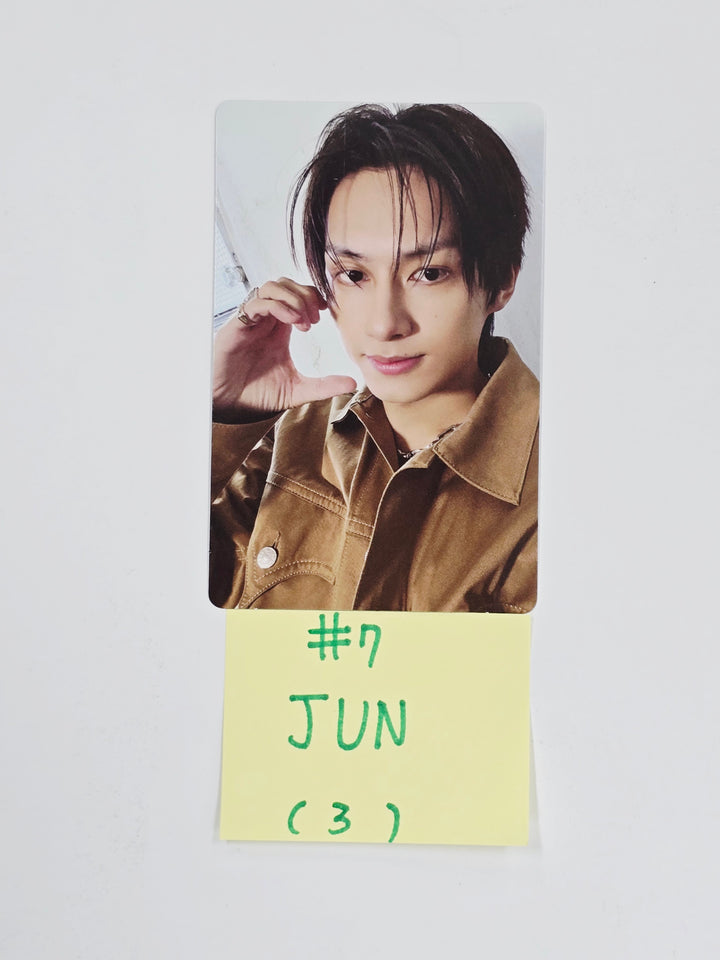 SEVENTEEN "HAPPY BURSTDAY" - Official Photocard [NEW ESCAPE Ver.] [25.5.27]