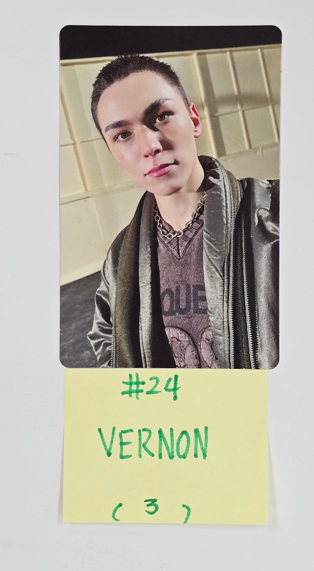 SEVENTEEN "HAPPY BURSTDAY" - Official Photocard [NEW ESCAPE Ver.] [25.5.27]