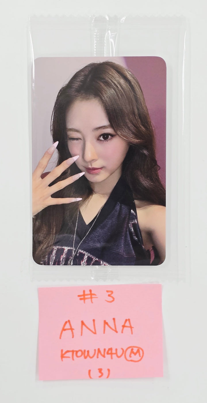 MEOVV "MY EYES OPEN VVIDE" -  Ktown4U Studio Choom Gift Photocard [Meovv Ver.] [25.5.28]