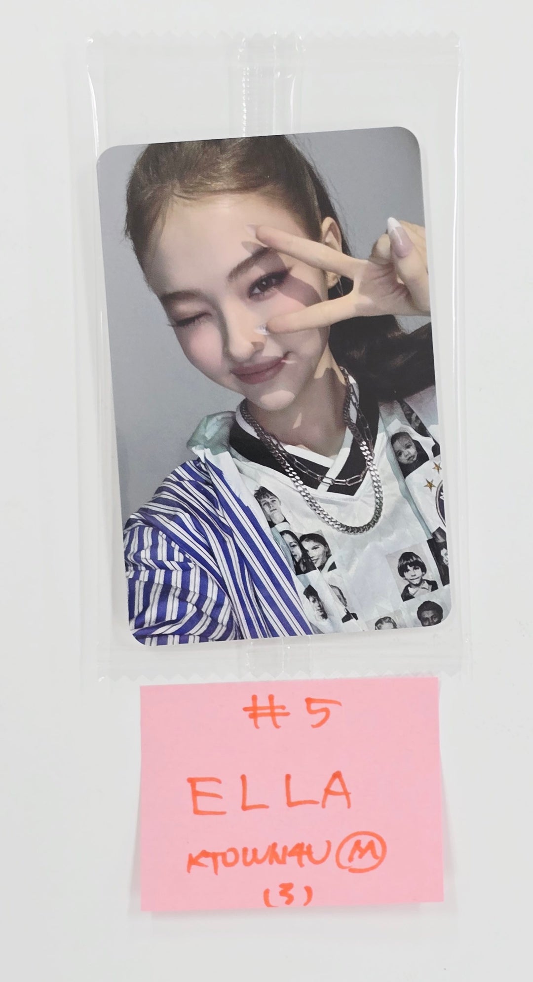 MEOVV "MY EYES OPEN VVIDE" -  Ktown4U Studio Choom Gift Photocard [Meovv Ver.] [25.5.28]