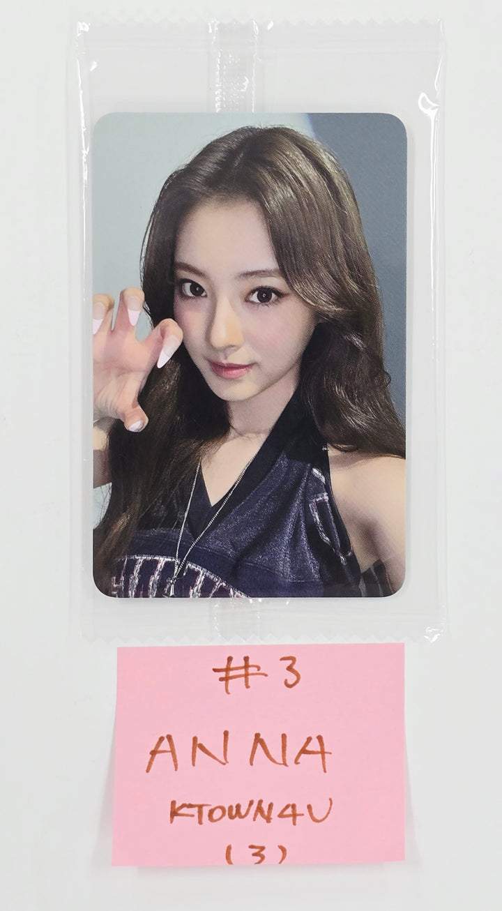 MEOVV "MY EYES OPEN VVIDE" -  Ktown4U Studio Choom Gift Photocard [25.5.28]