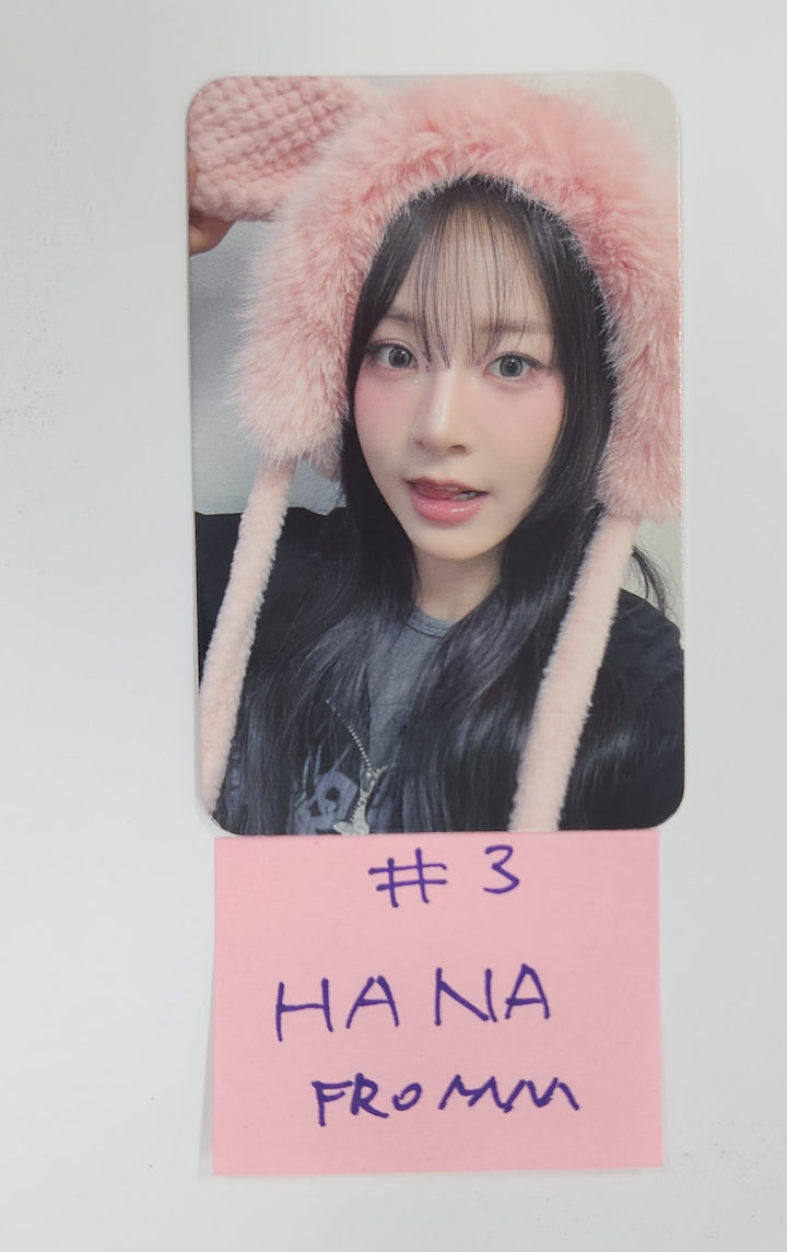 FIFTY FIFTY "Day & Night" - Fromm Fansign Event Photocard [25.5.28]
