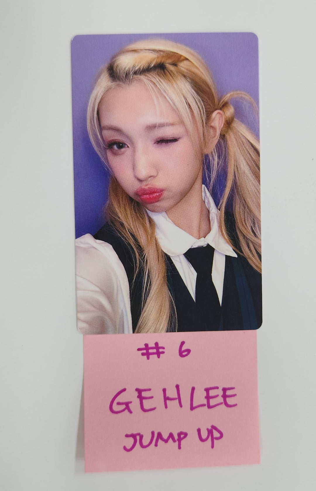 UNIS "SWICY" - Jump Up Fansign Event Photocard Round 3 [25.5.28]