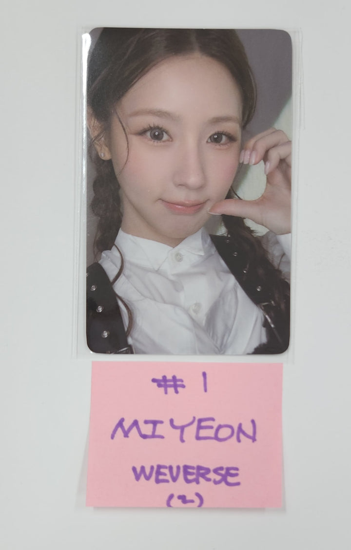 I-DLE "We are" - Weverse Shop (Studio Choom) Event Photocard [25.5.28]