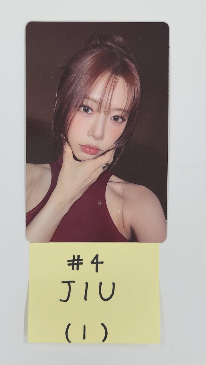 UAU "Playlist #You Are You" - Official Photocard [25.5.29]