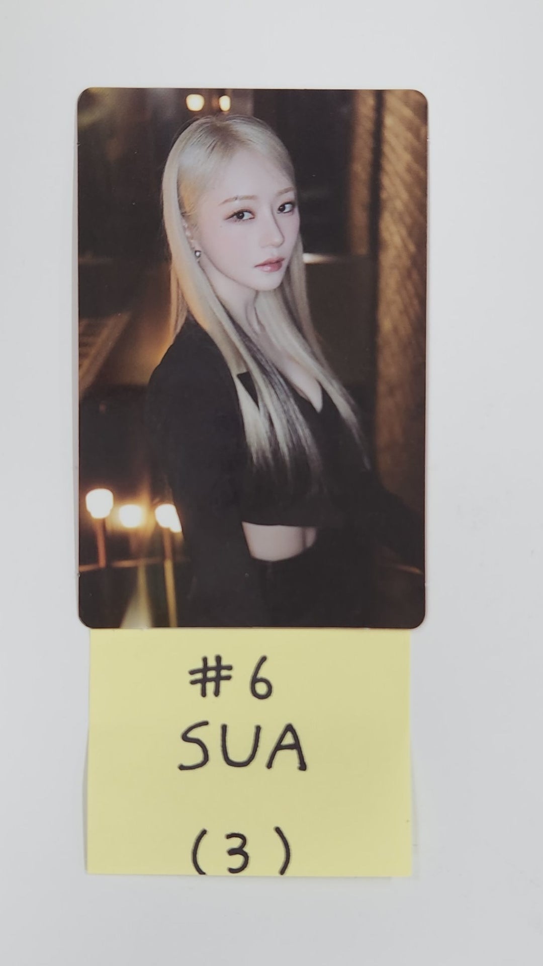 UAU "Playlist #You Are You" - Official Photocard [25.5.29]