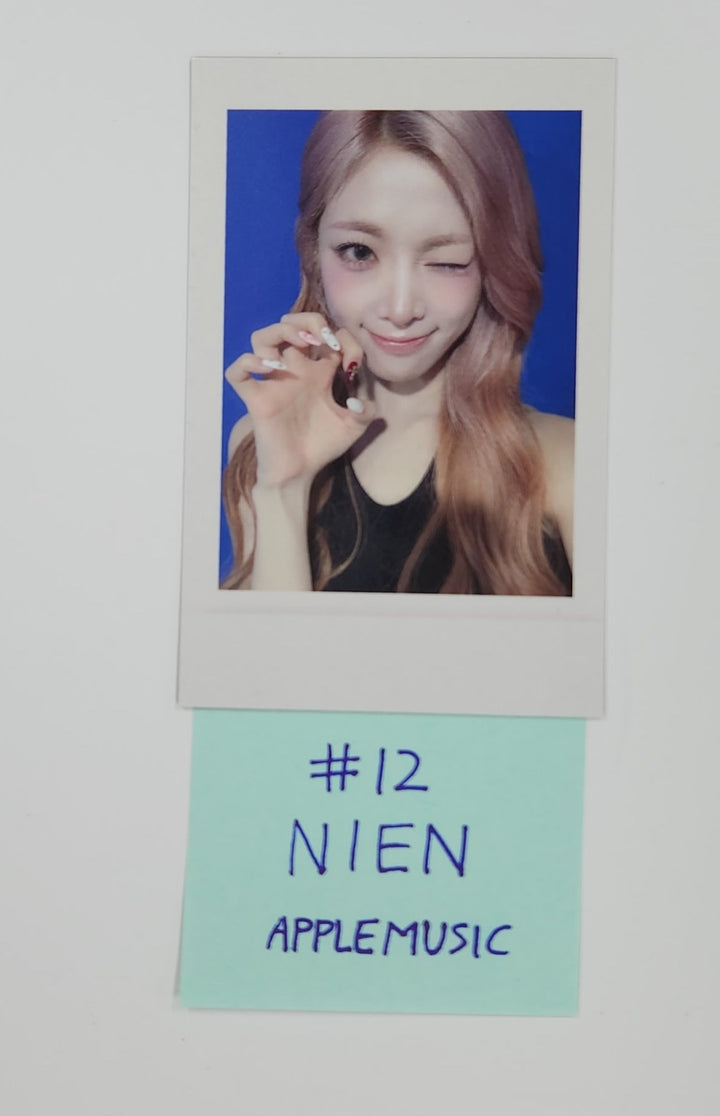 TripleS "ASSEMBLE25" - Apple Music Fansign Event Photocard [25.5.29]