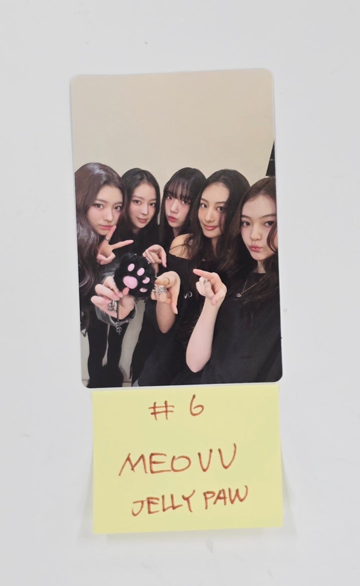 MEOVV "MY EYES OPEN VVIDE" -  Official Photocard, Vintage Photo [Jelly Paw Ver.] [25.5.30]