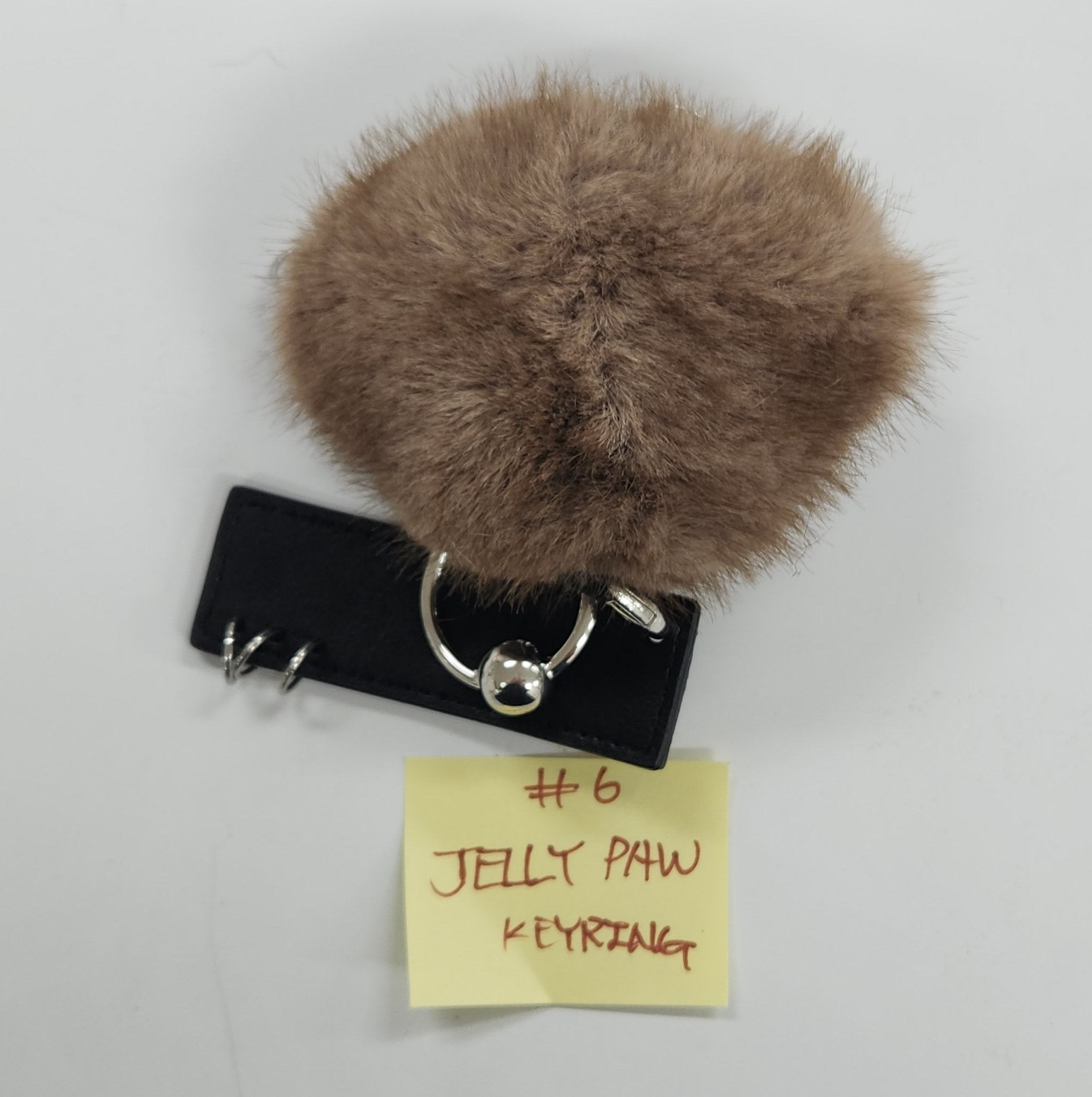 MEOVV シークレット　Jerry paw 抜け無し】MEOVV JELLY PAW Ver. キーリング シークレット