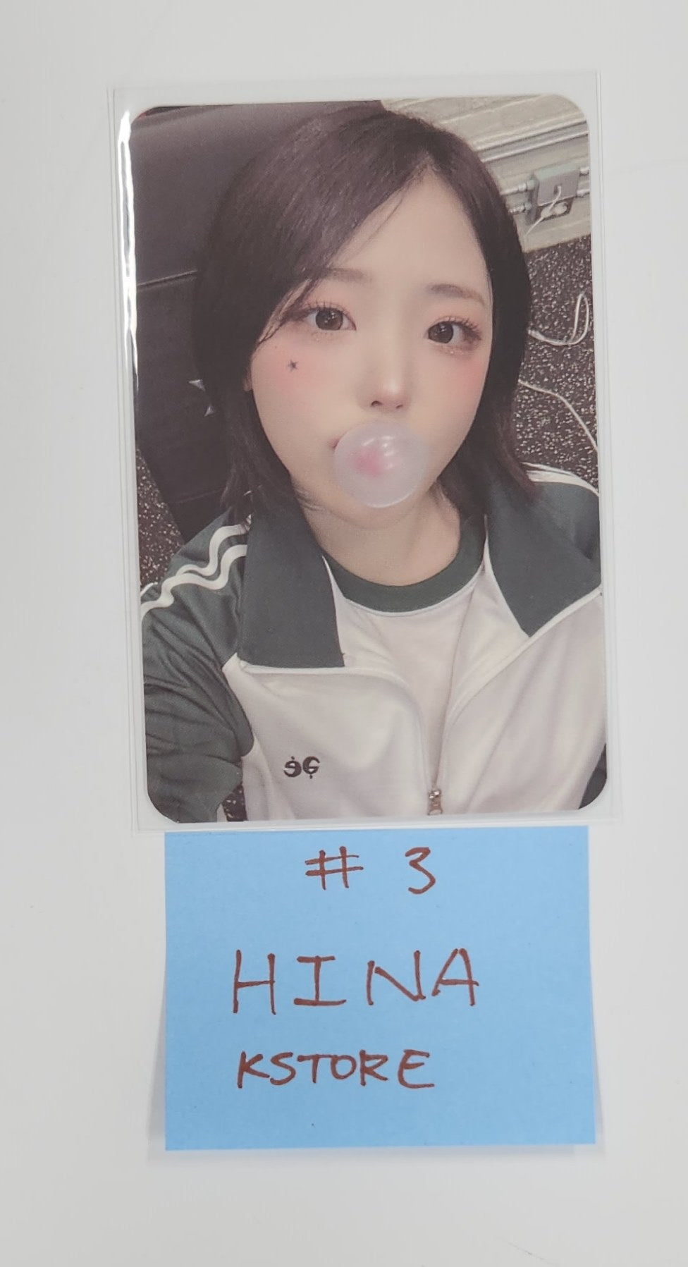 QWER "MANITO" - K Store Fansign Event Photocard [25.6.4]