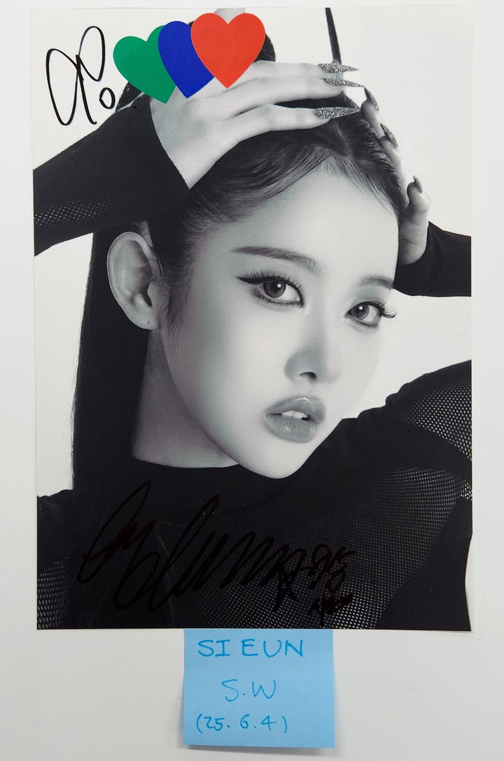 Sieun (Of StayC) "S" - Hand Autographed(Signed) Paper [25.6.4]