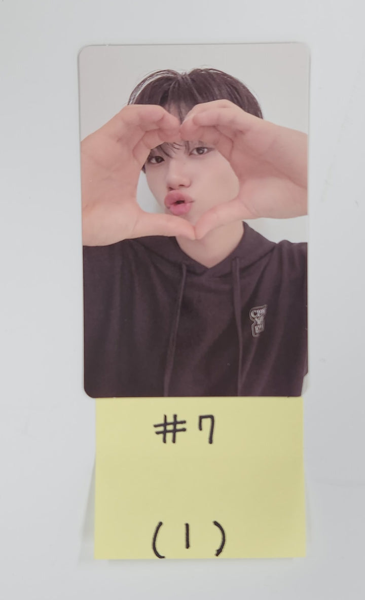 CLOSE YOUR EYES "CLOSER TO MY ARCHIVE" - Official Trading Photocard [25.6.5]