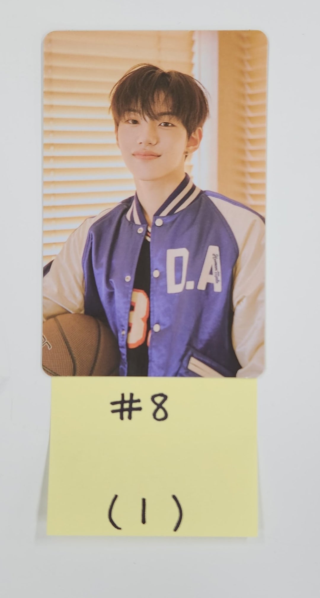 CLOSE YOUR EYES "CLOSER TO MY ARCHIVE" - Official Trading Photocard [25.6.5]