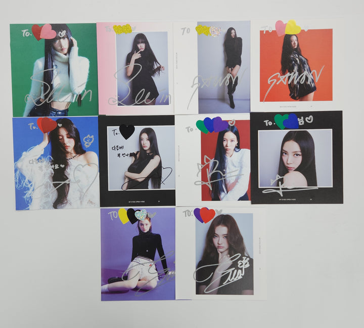 MEOVV "MY EYES OPEN VVIDE" -  A Cut Page From Fansign Event Album [25.6.5]