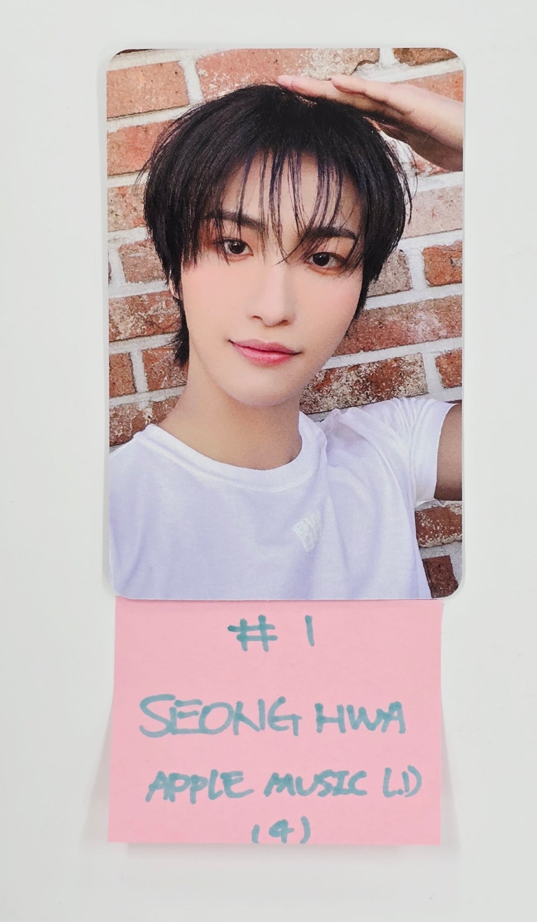 Ateez "GOLDEN HOUR : Part.3" - Apple Music Lucky Draw Event Photocard [25.6.10]