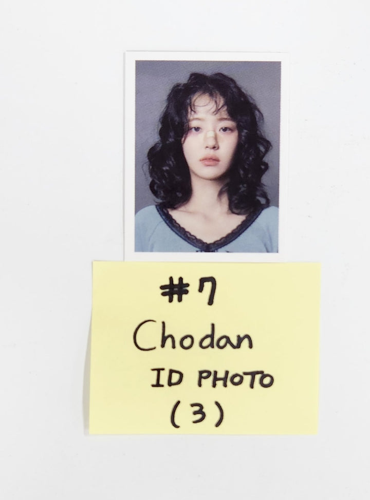 QWER "IN A MILLION NOISES, I'LL BE YOUR HARMONY" - Official Photocard [25.6.10]