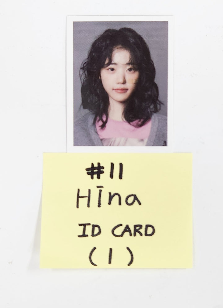 QWER "IN A MILLION NOISES, I'LL BE YOUR HARMONY" - Official Photocard [25.6.10]