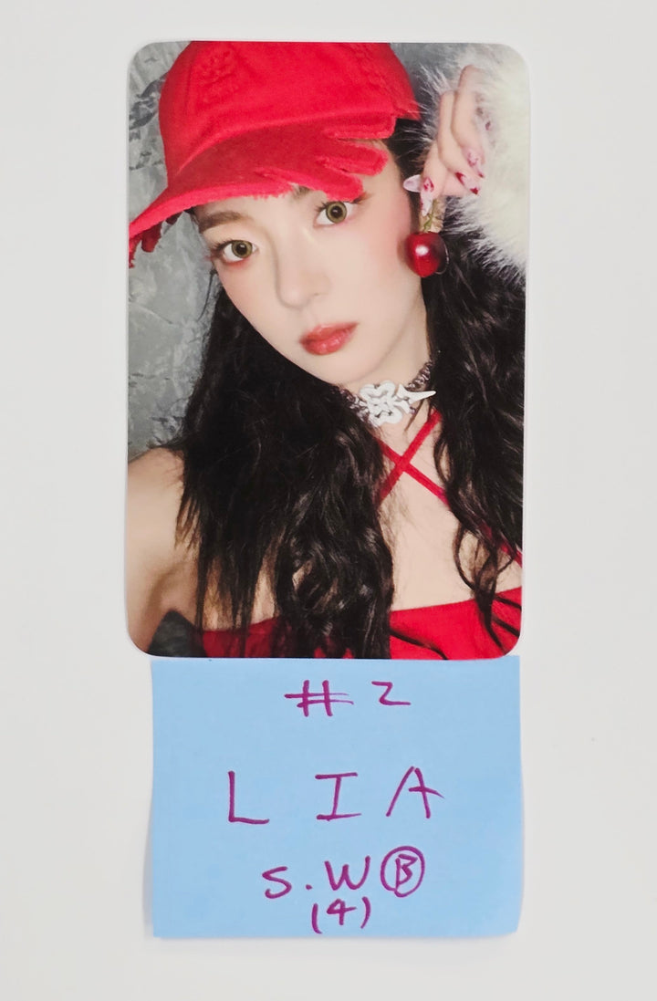 ITZY "Girls Will Be Girls" - Soundwave Pre-Order Benefit Photocard [25.6.11]