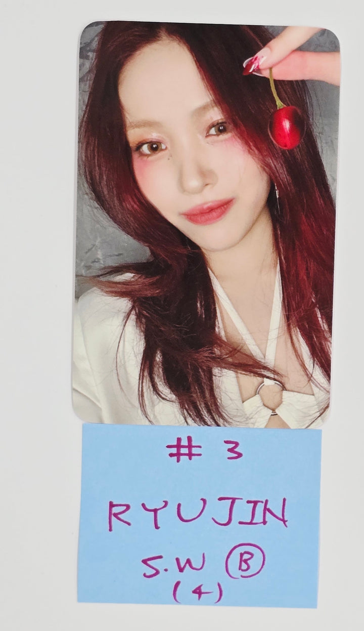 ITZY "Girls Will Be Girls" - Soundwave Pre-Order Benefit Photocard [25.6.11]