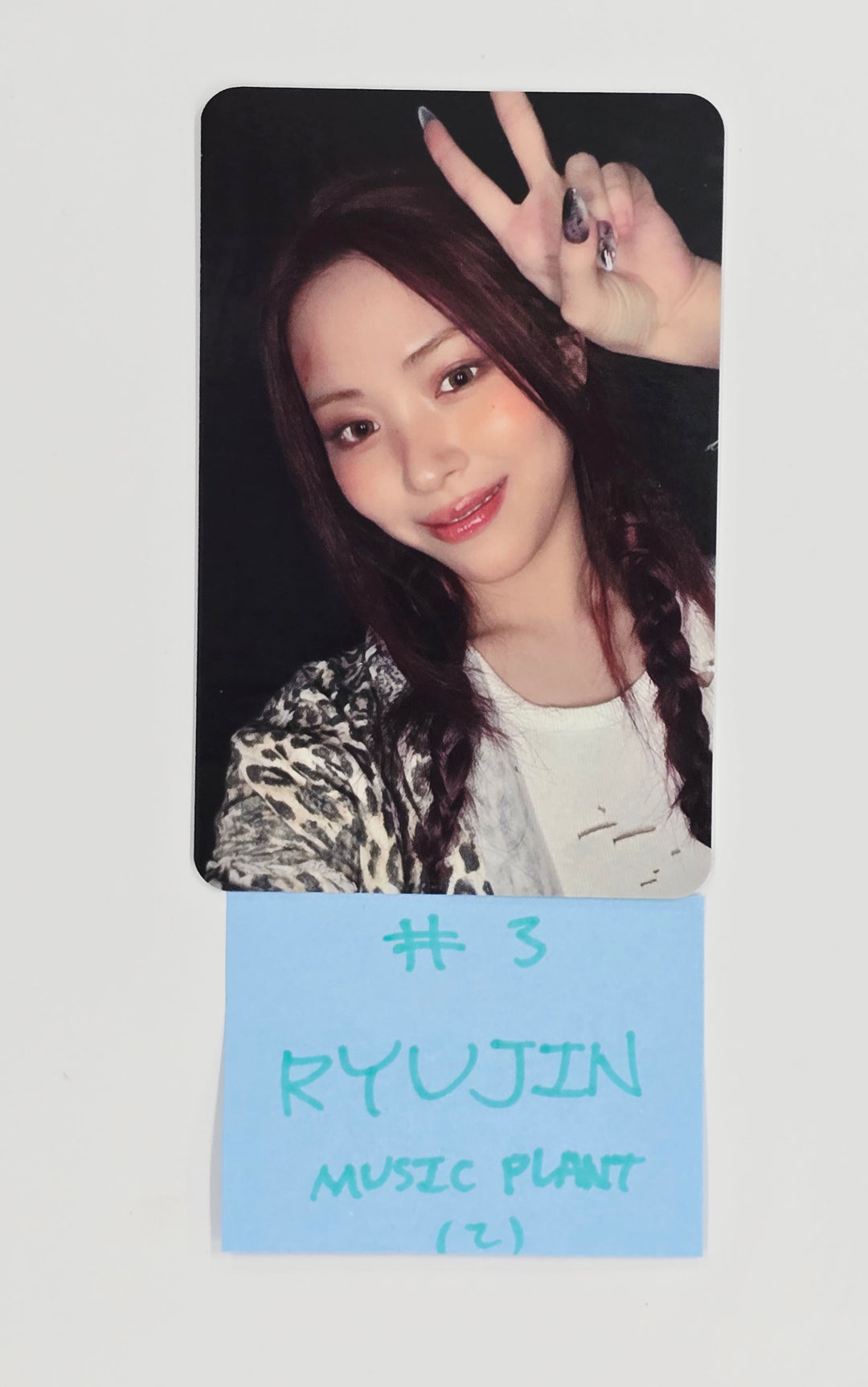 ITZY "Girls Will Be Girls" - Music Plant Pre-Order Benefit Photocard [25.6.11]