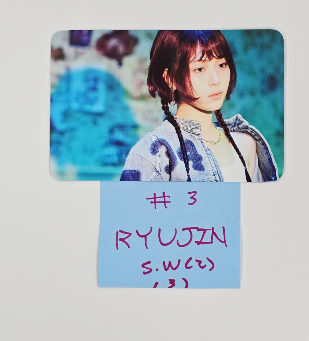 ITZY "Girls Will Be Girls" - Soundwave Pre-Order Benefit Photocard (2) [25.6.11]