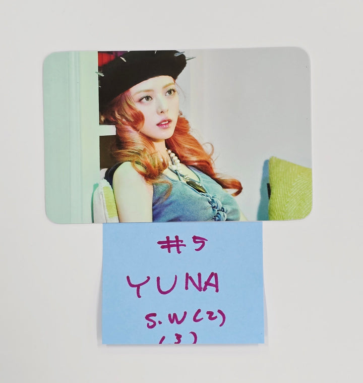 ITZY "Girls Will Be Girls" - Soundwave Pre-Order Benefit Photocard (2) [25.6.11]