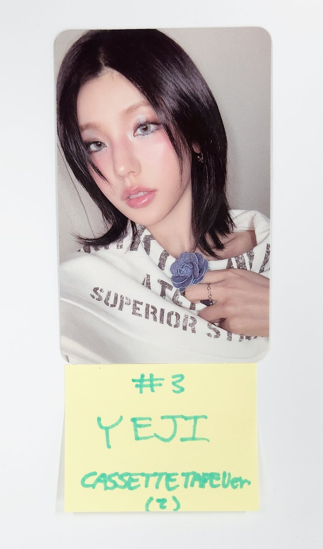 ITZY "Girls Will Be Girls" - Official Photocard [Cassette Tape Ver.] [25.6.12]