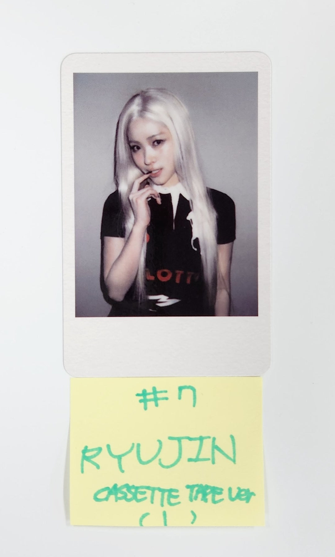 ITZY "Girls Will Be Girls" - Official Photocard [Cassette Tape Ver.] [25.6.12]