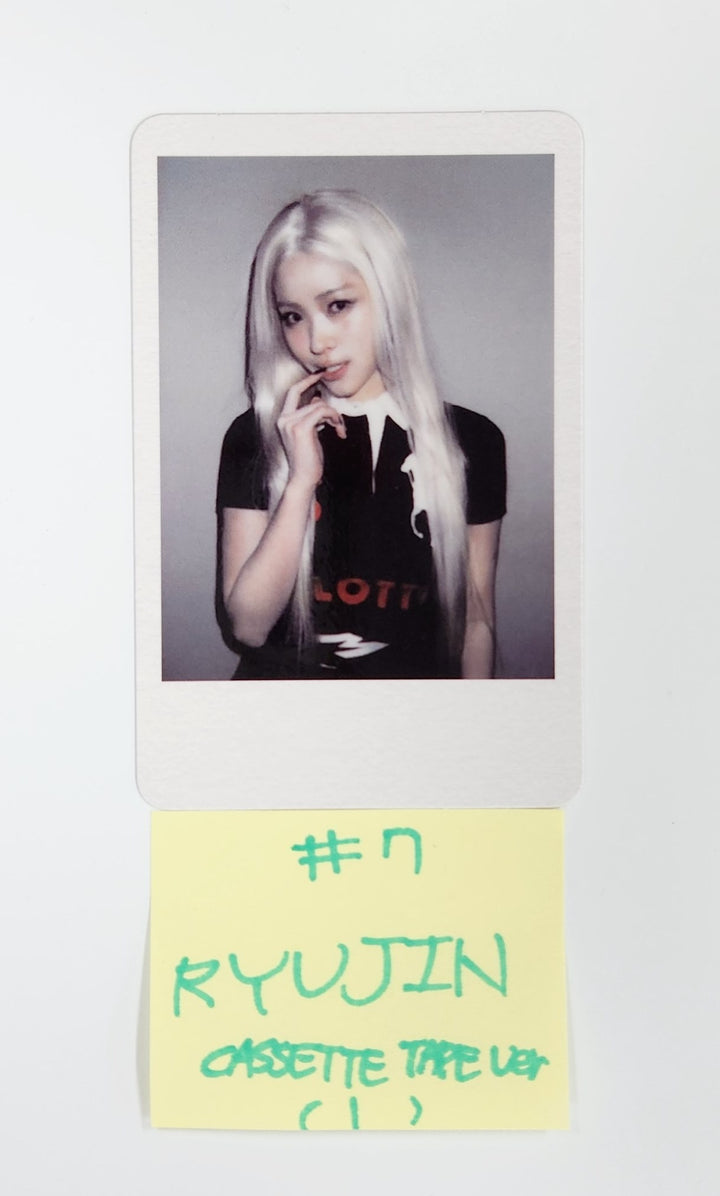 ITZY "Girls Will Be Girls" - Official Photocard [Cassette Tape Ver.] [25.6.12]