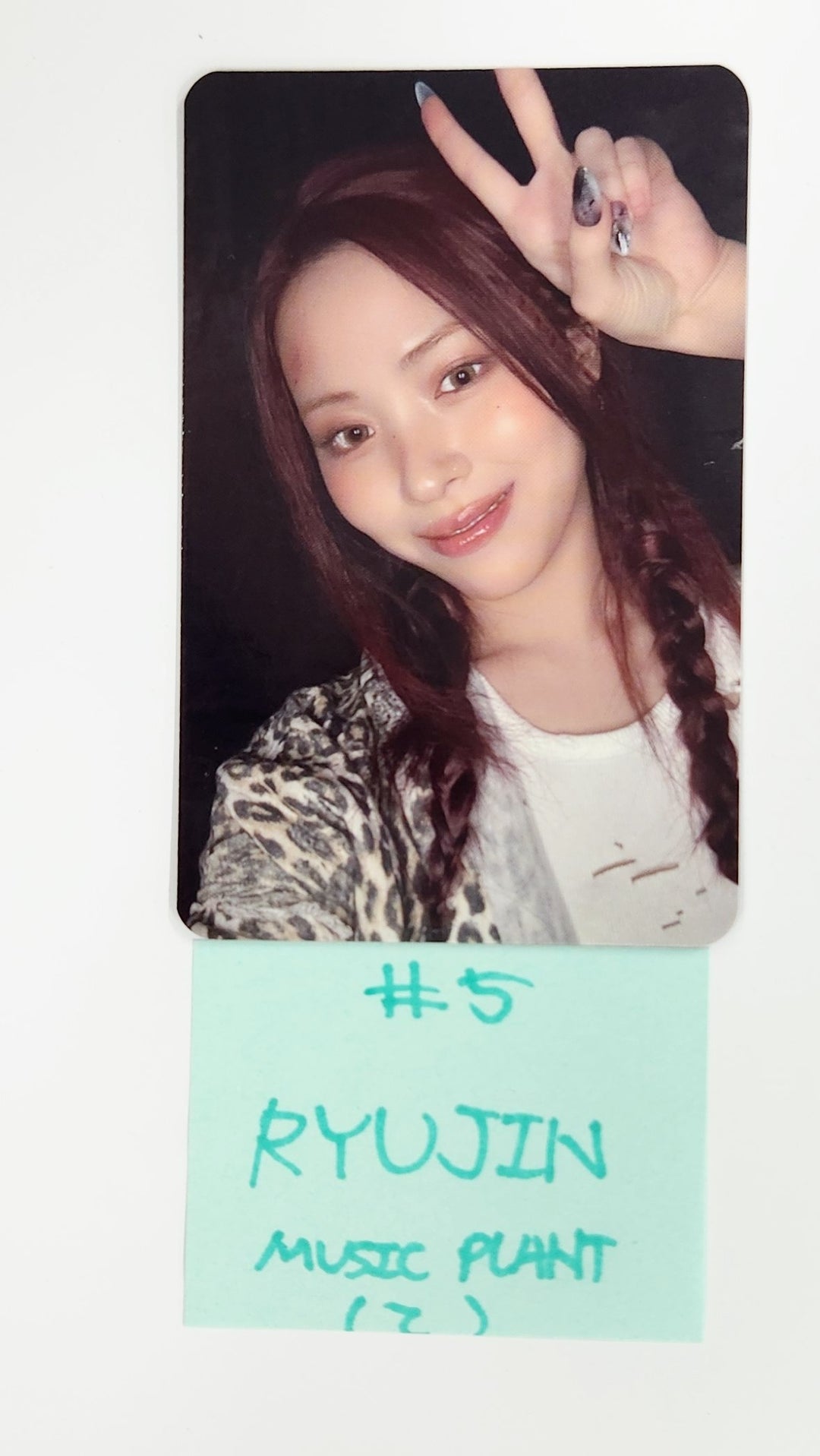 ITZY "Girls Will Be Girls" - Music Plant Pre-Order Benefit Photocard [25.6.12]