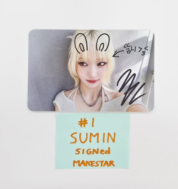 STAYC "S" - Hand Autographed(Signed) Photocard [25.6.12]