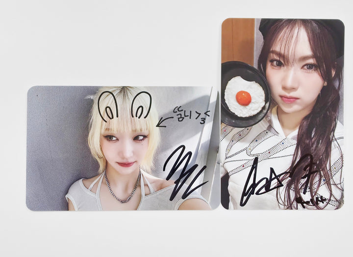 STAYC "S" - Hand Autographed(Signed) Photocard [25.6.12]
