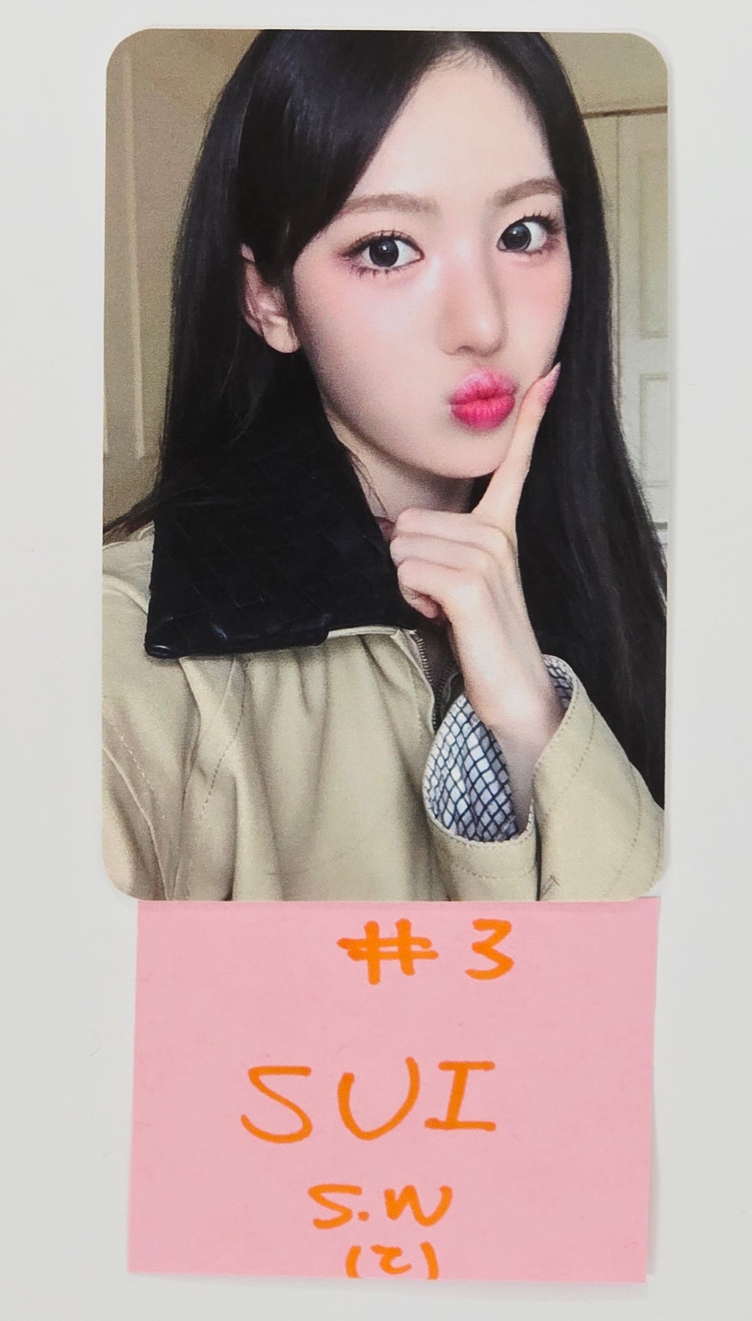 KiiiKiii "UNCUT GEM" - Soundwave Fansign Event Photocard Round 4 [DIGGING Ver.] [25.6.13]