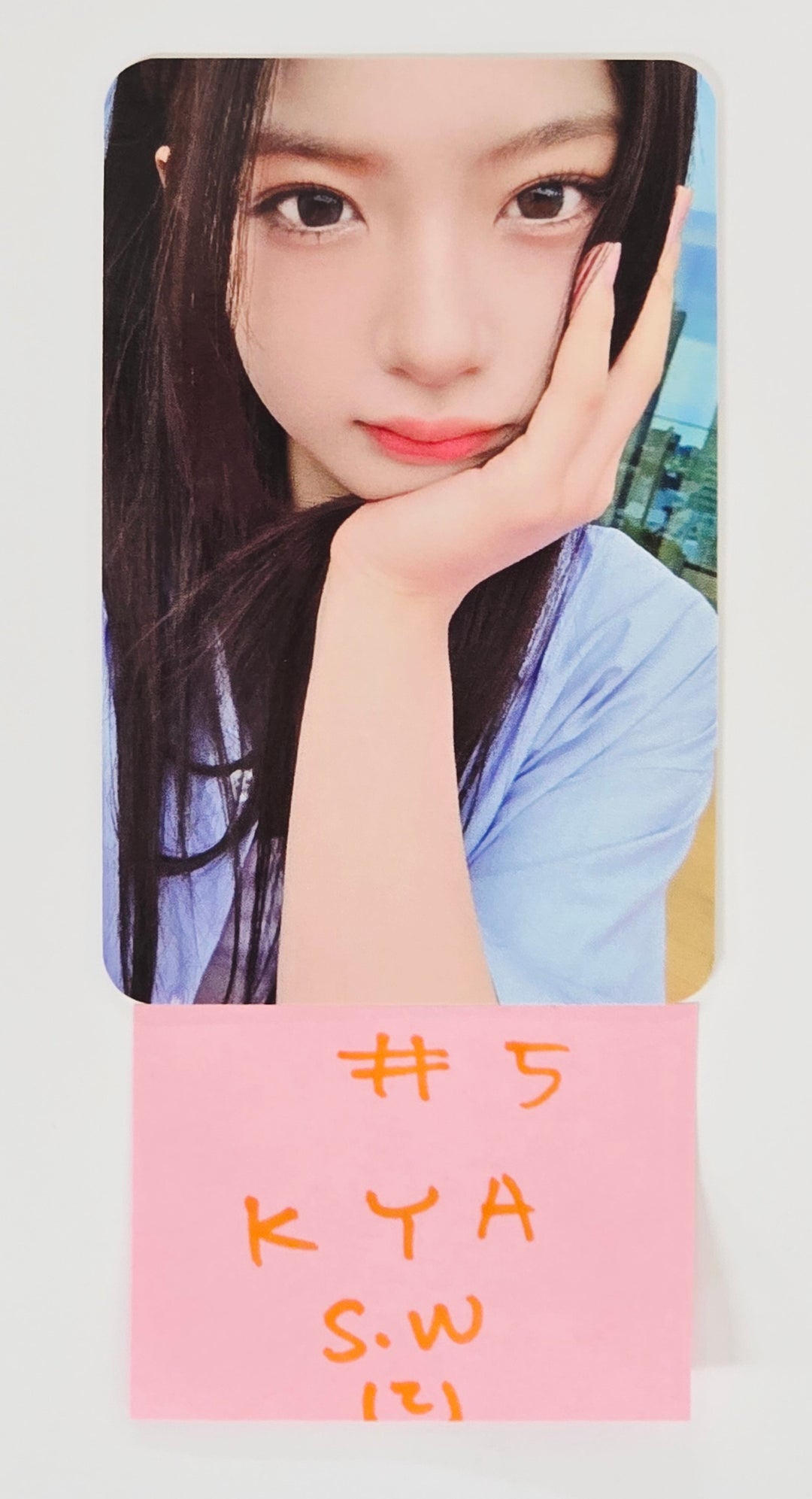 KiiiKiii "UNCUT GEM" - Soundwave Fansign Event Photocard Round 4 [DIGGING Ver.] [25.6.13]