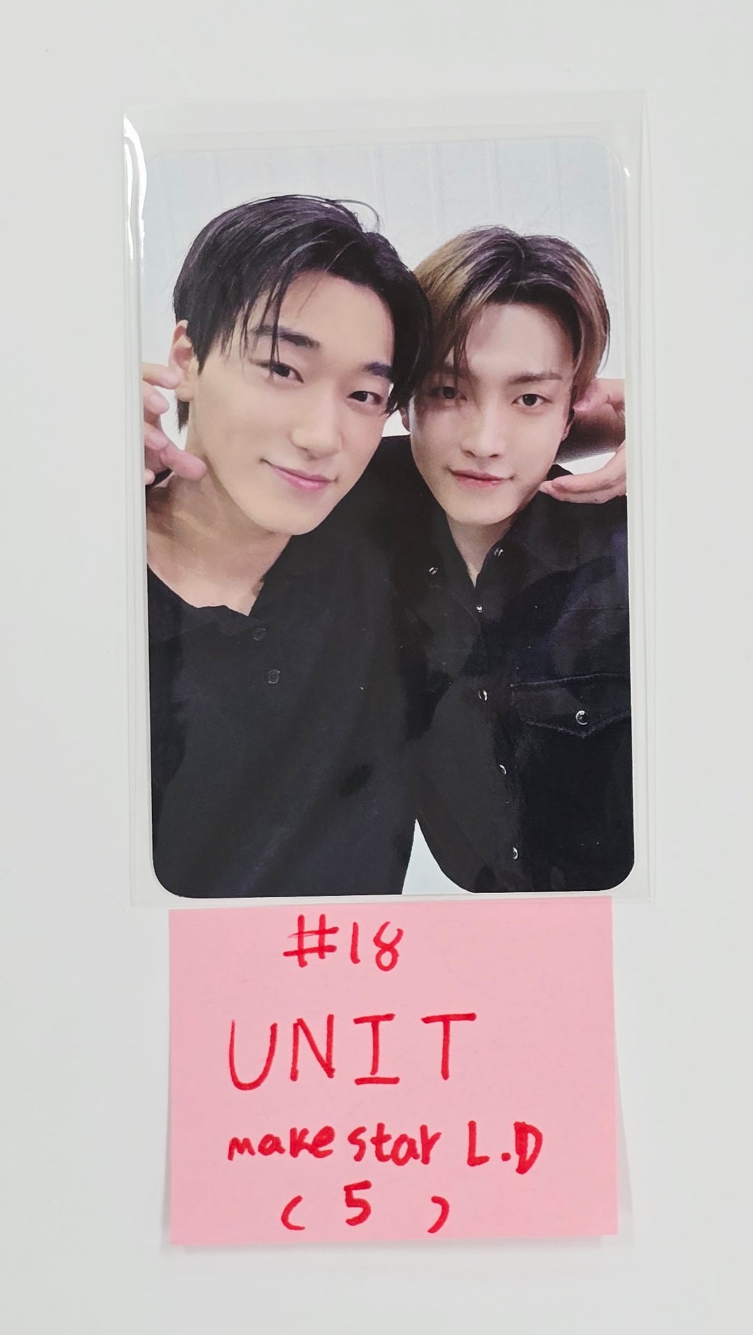 Ateez "GOLDEN HOUR : Part.3" - Makestar Lucky Draw Event Photocard [25.6.13]