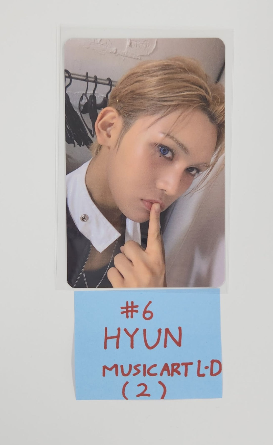 XLOV "I ONE" - Music Art Lucky Draw Event Photocard [25.6.16]