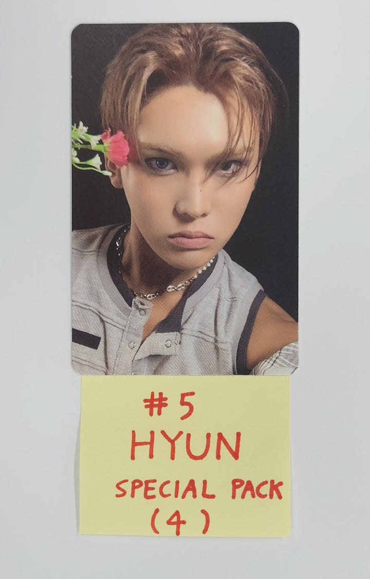 XLOV "I ONE" - Special Pack Official Photocard [25.6.16]