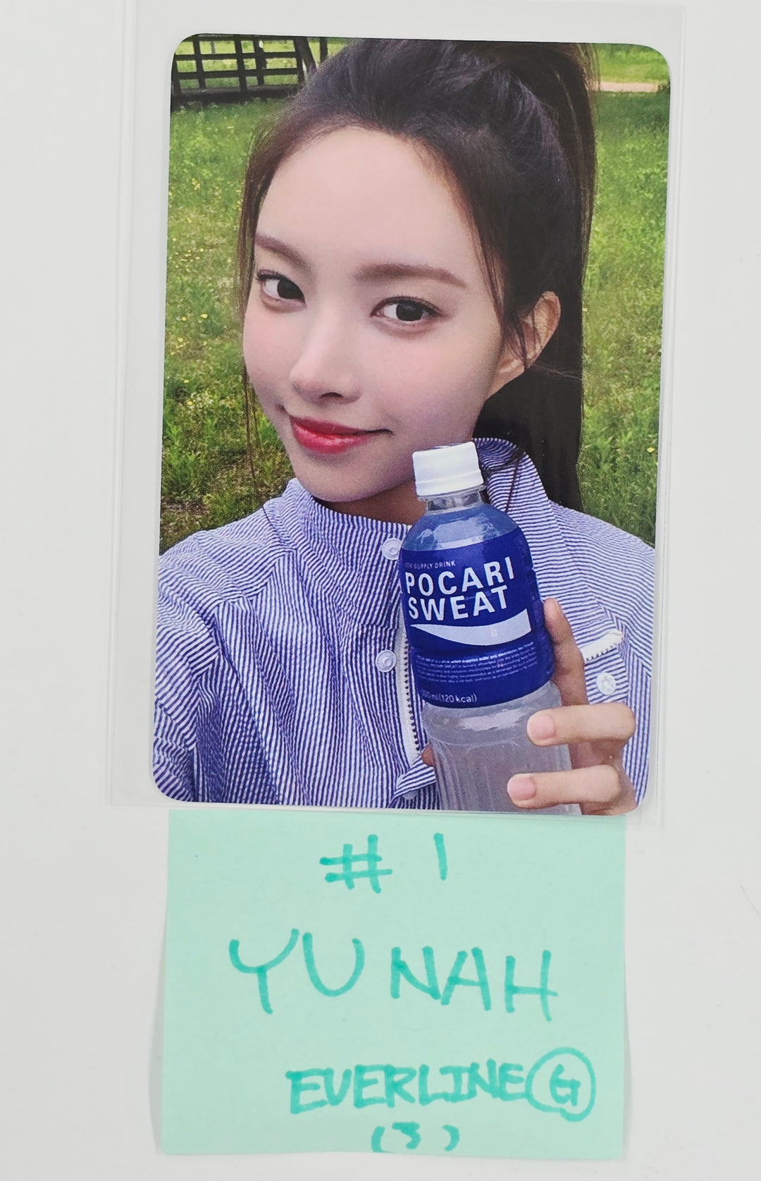 ILLIT "bomb" - Everline Pop-Up Album Event Photocard [Gllit Ver.] [25.6.17]