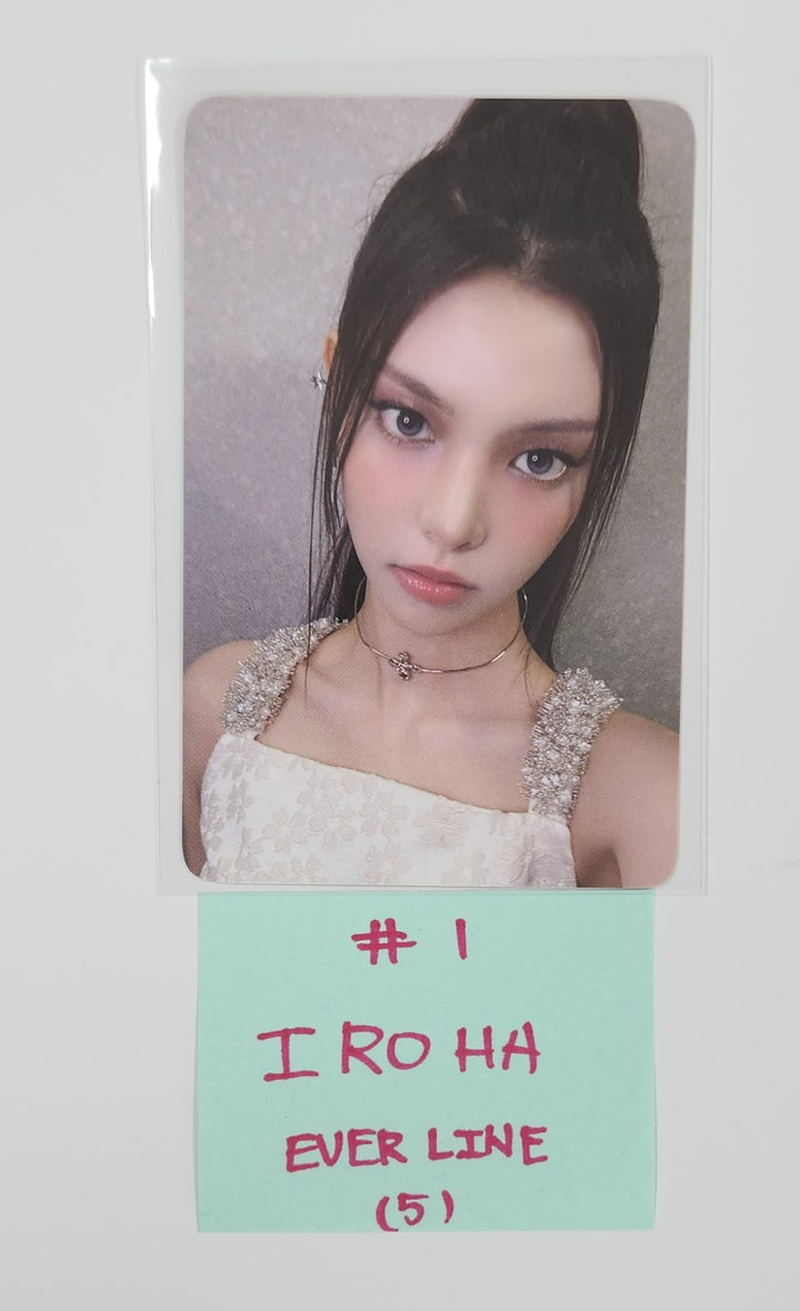 ILLIT "bomb" - Everline Pop-Up Album Event Photocard [25.6.17]