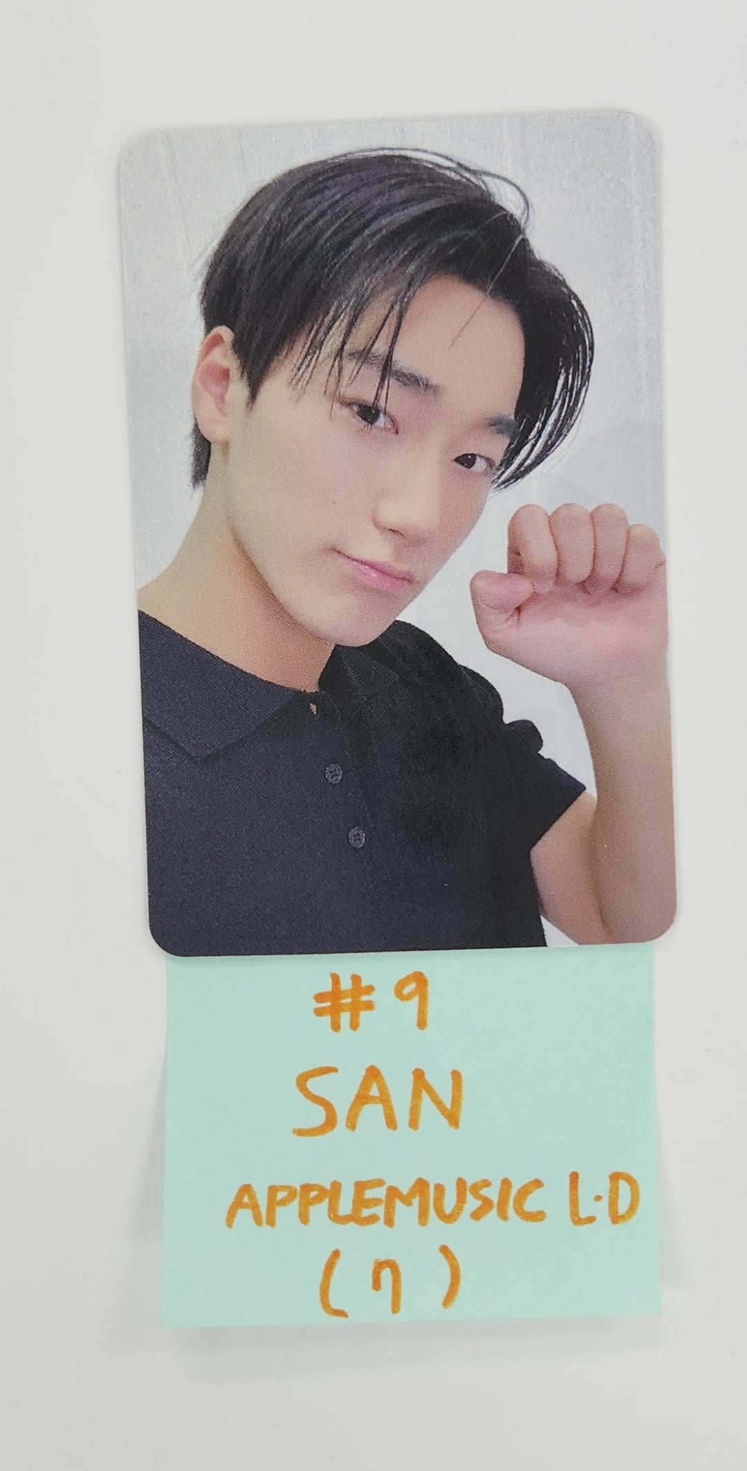 Ateez "GOLDEN HOUR : Part.3" - Apple Music Lucky Draw Event Photocard [Poca Ver.] [25.6.17]