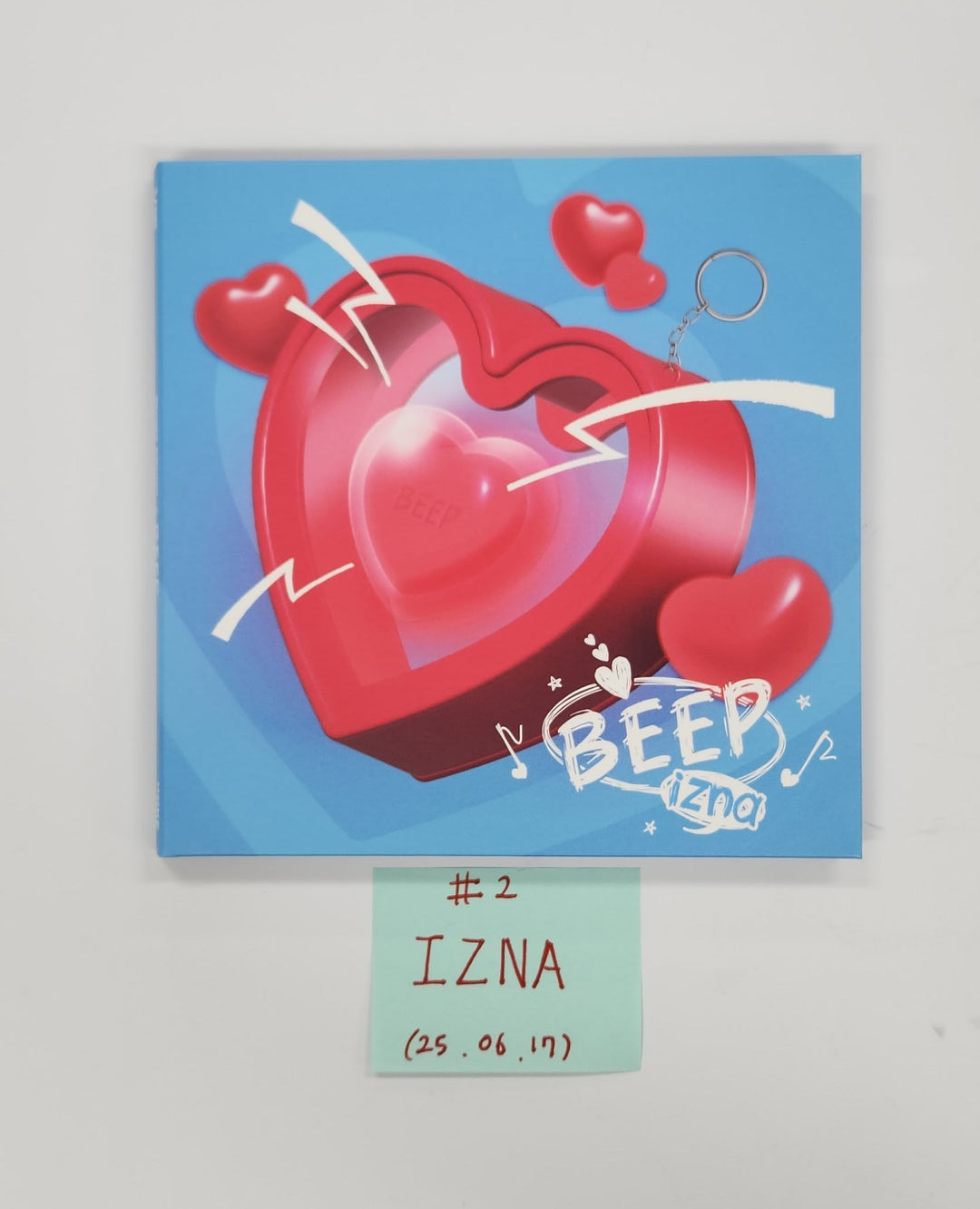 IZNA Digital Single "Beep" - Hand Autographed(Signed) Promo Album [25.6.17]