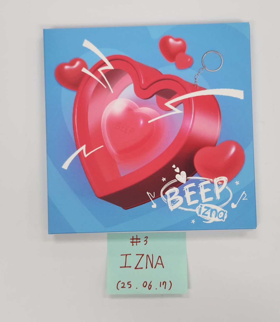 IZNA Digital Single "Beep" - Hand Autographed(Signed) Promo Album [25.6.17]