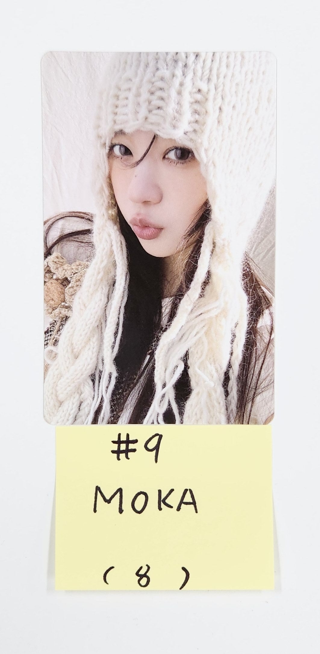 ILLIT "bomb" - Official Photocard [A] [25.6.18]