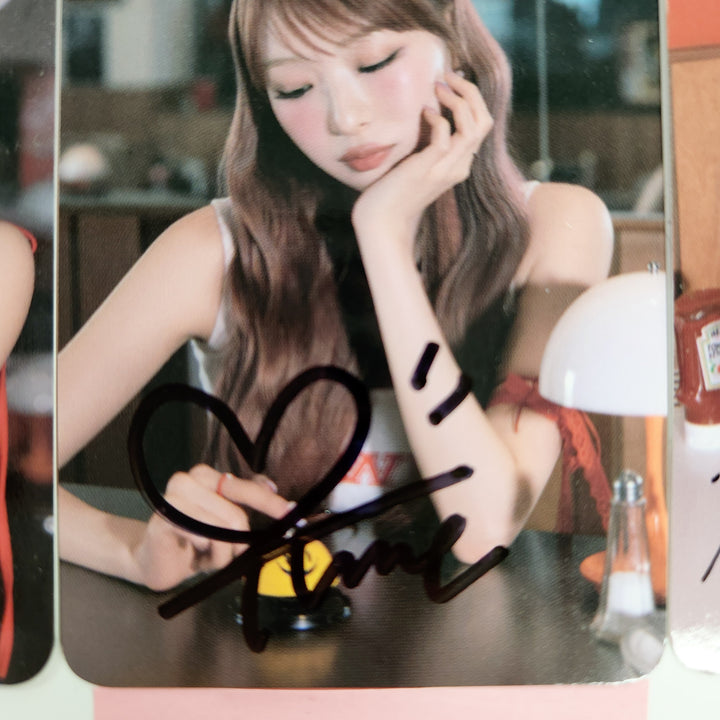 LOVEONE "Drama Queen" - Hand Autographed(Signed) Photocards Set (5EA) [25.6.23]