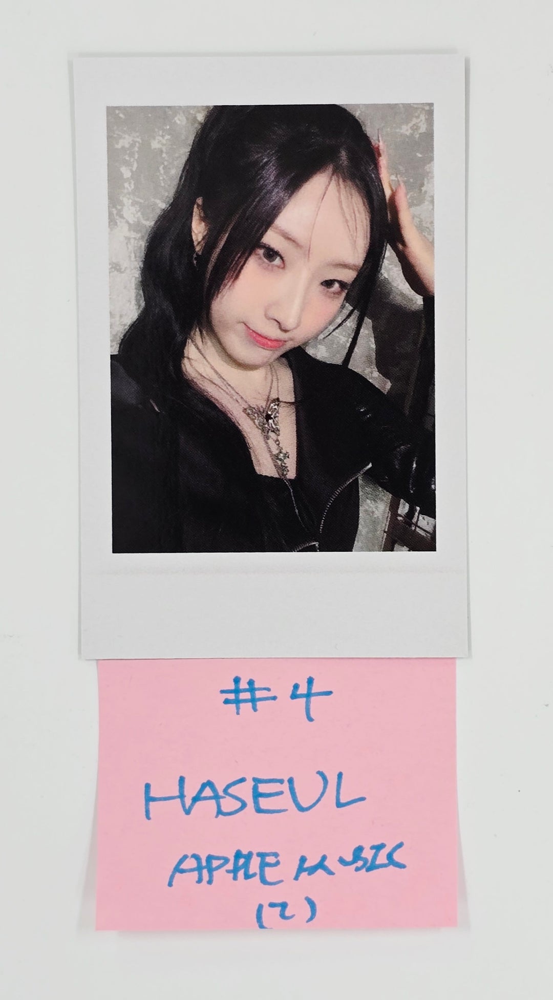 Artms "Club Icarus" - Apple Music Fansign Event Photocard [25.6.23]