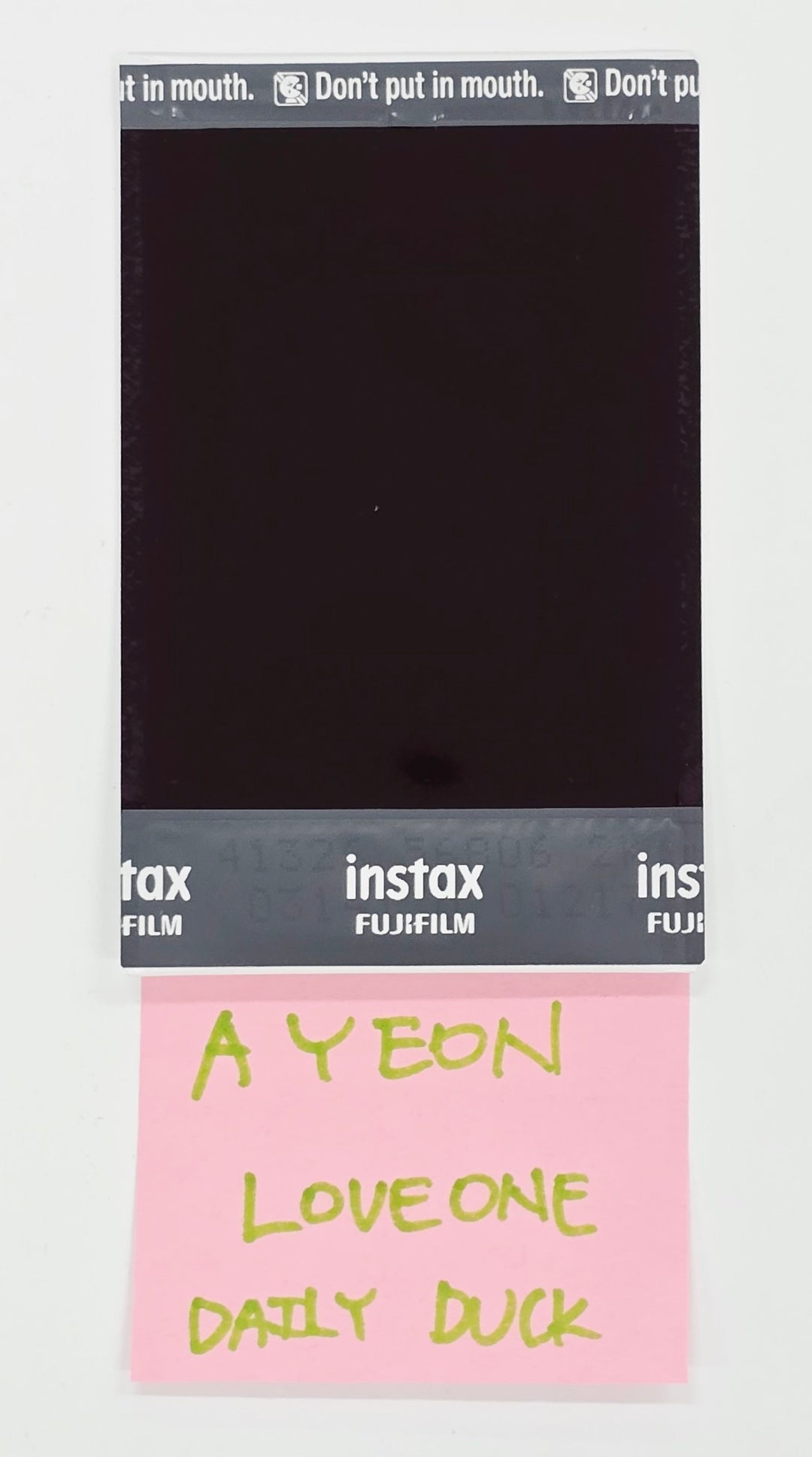 Ayeon (Of LOVEONE) "Drama Queen" - Hand Autographed(Signed) Polaroid [25.6.23]