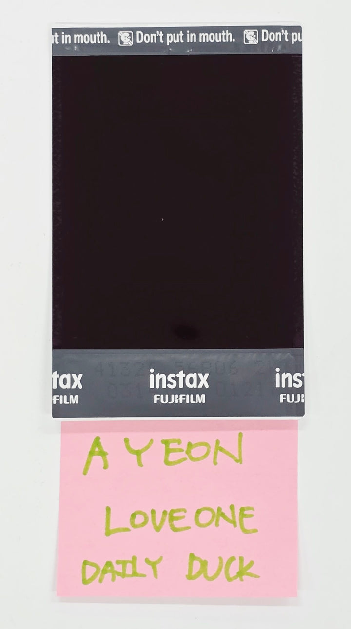 Ayeon (Of LOVEONE) "Drama Queen" - Hand Autographed(Signed) Polaroid [25.6.23]