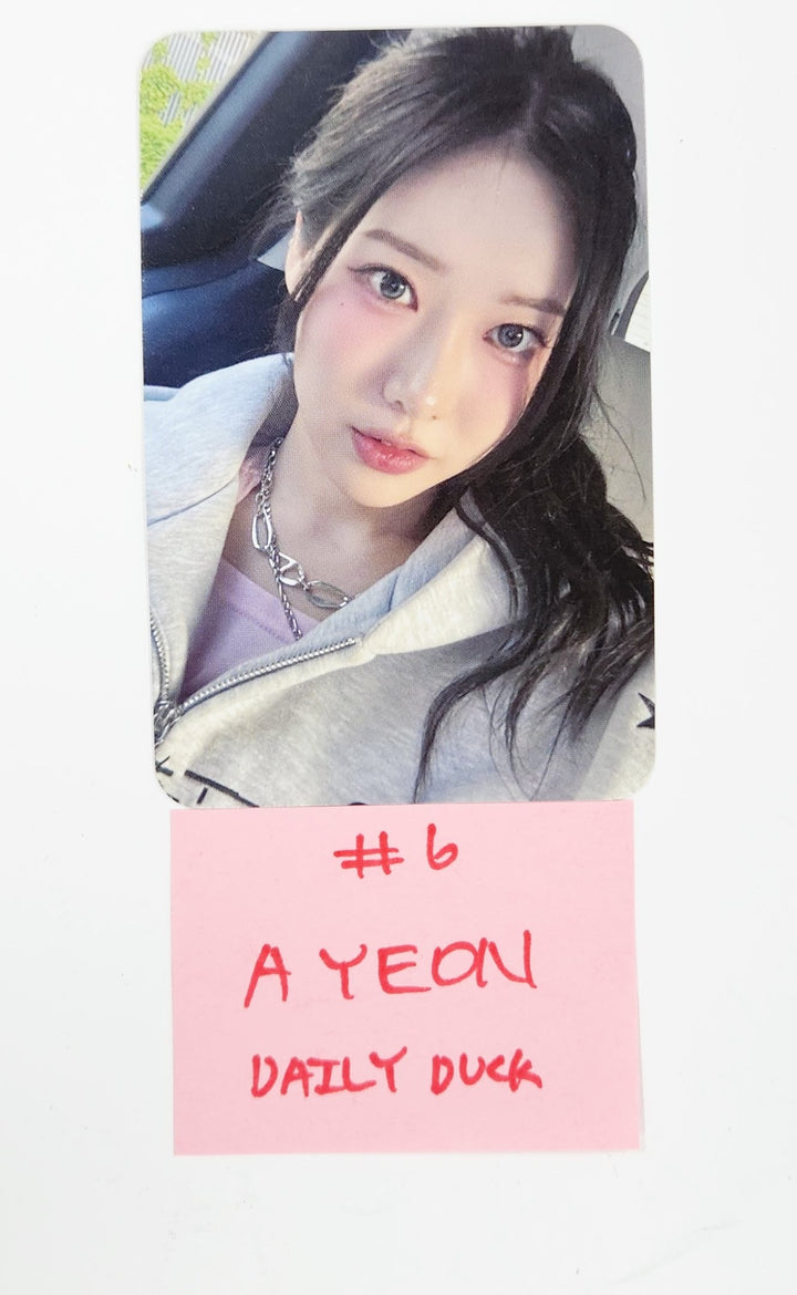 LOVEONE "Drama Queen" - Daily Duck Fansign Event Photocard [25.6.23]