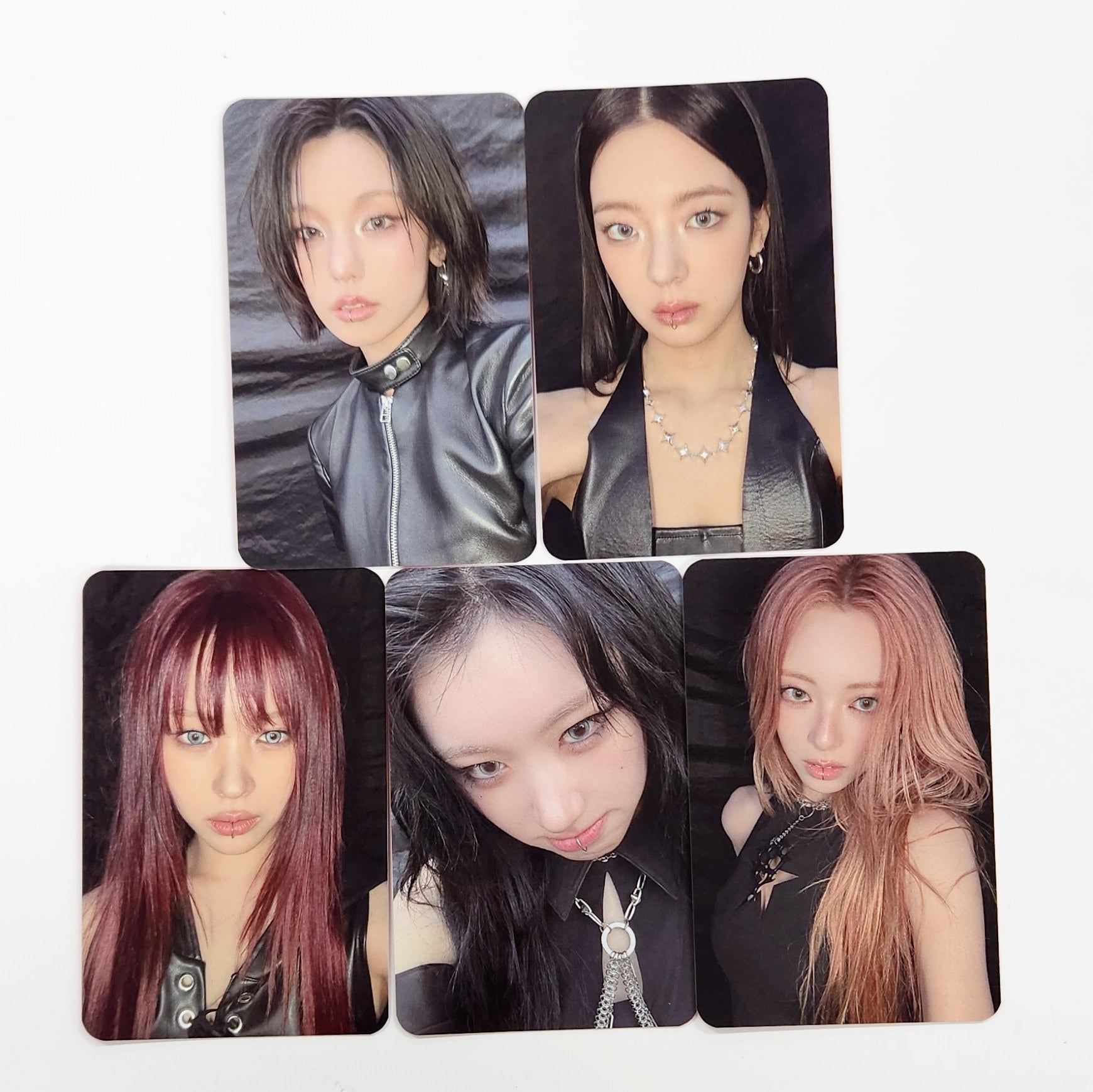 ITZY - HALLYUSUPERSTORE – Page 6